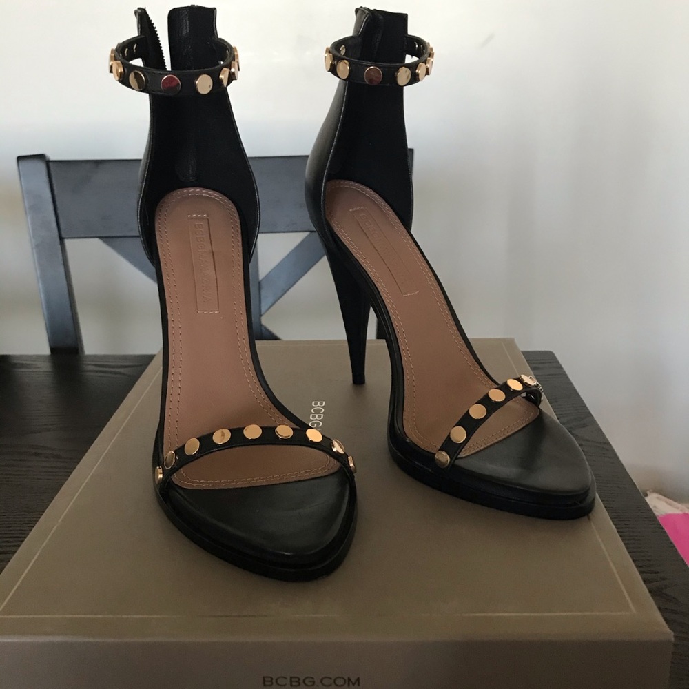 Bcbg Maxazria heels